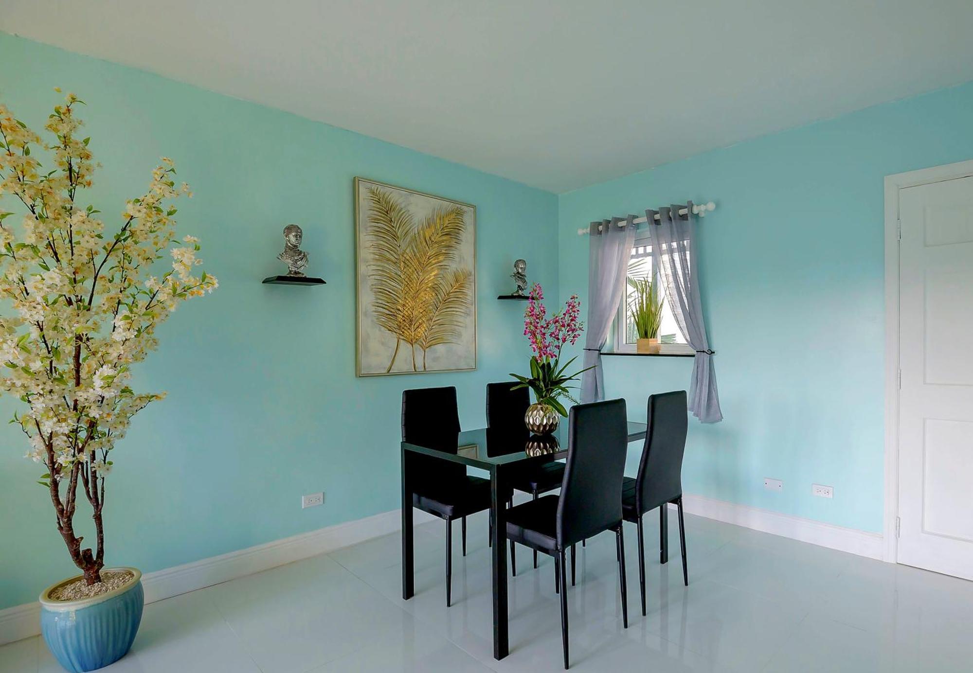 Apartment In Downtown At The Beach 나사우 외부 사진