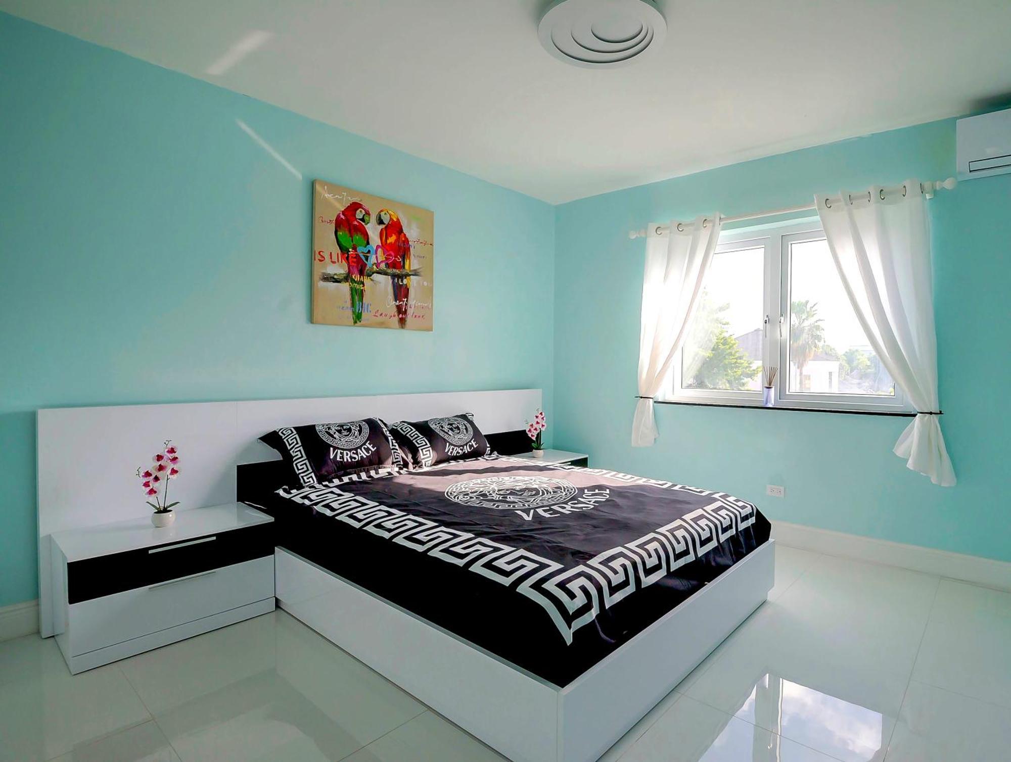 Apartment In Downtown At The Beach 나사우 외부 사진