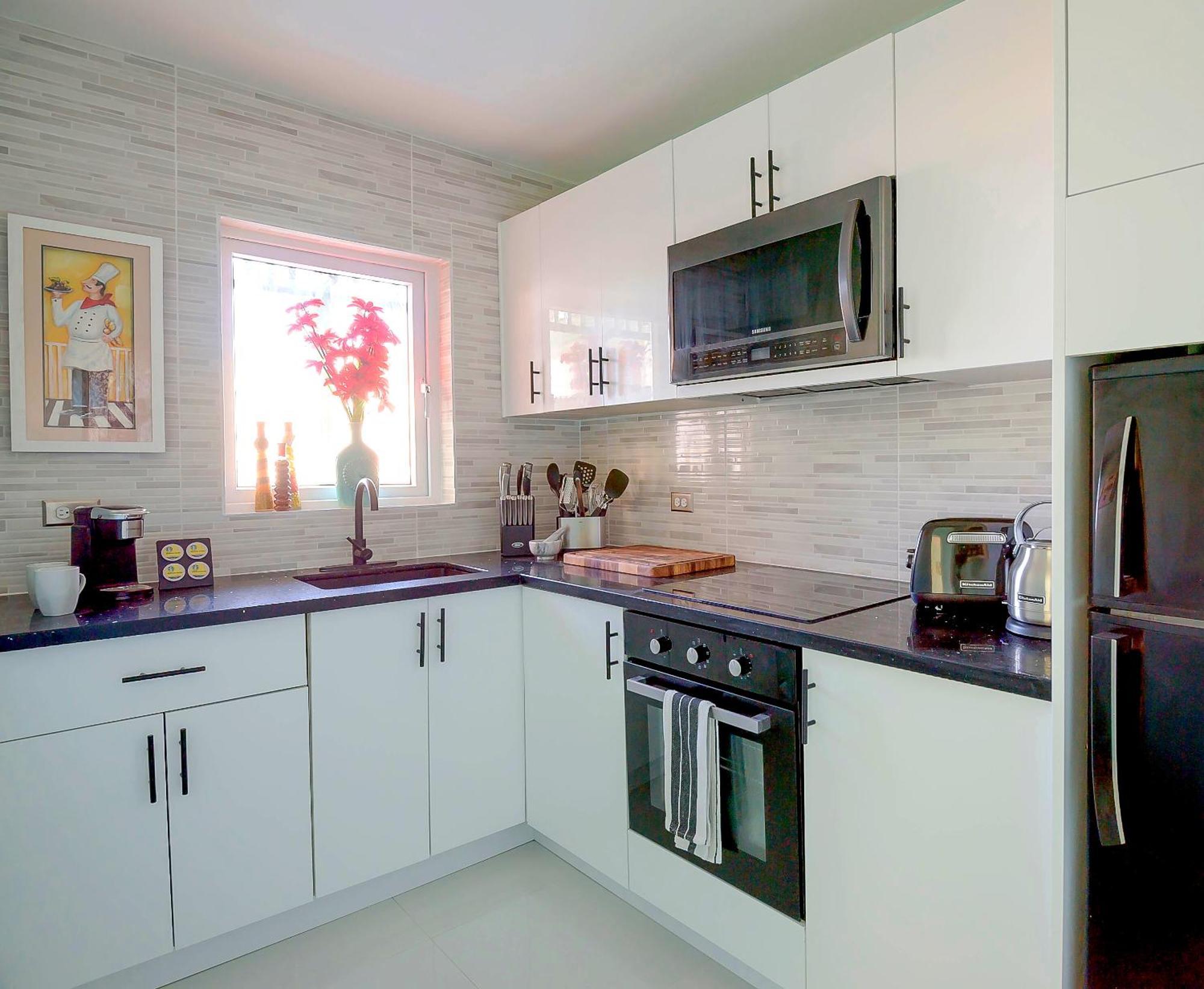 Apartment In Downtown At The Beach 나사우 외부 사진